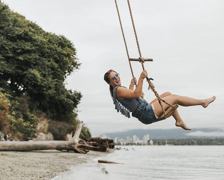 Καλοκαιρινή λίστα επιθυμιών 2 Blogger Bella Bucchiotti του xoxoBella.com μοιράζεται τη λίστα καλοκαιρινών δραστηριοτήτων της. Πρέπει να τις κάνετε όλες πριν τελειώσει το καλοκαίρι.