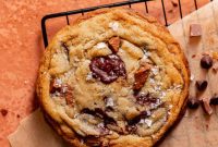 Signature Bakery Chocolate Chip Cookies