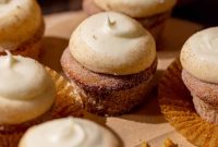 Spiced Pumpkin Cream Cheese Cupcakes